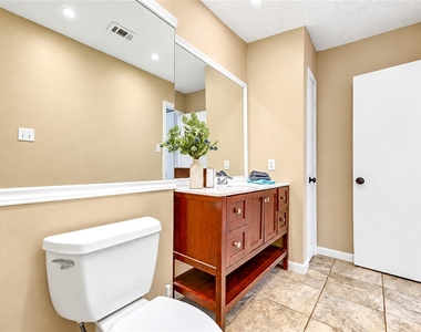 9265 Westwood Village Drive - Photo Thumbnail 38