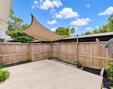 9265 Westwood Village Drive - Photo Thumbnail 4