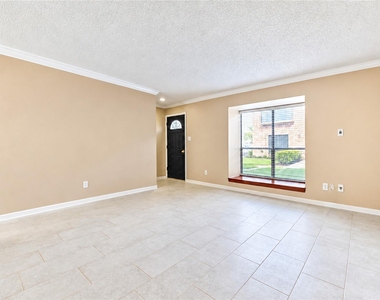 9265 Westwood Village Drive - Photo Thumbnail 8