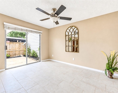 9265 Westwood Village Drive - Photo Thumbnail 15