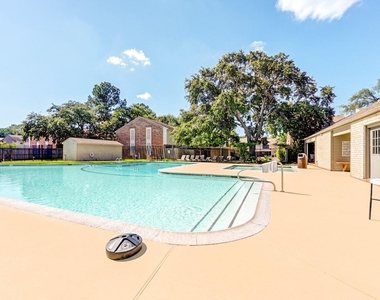 9265 Westwood Village Drive - Photo Thumbnail 44