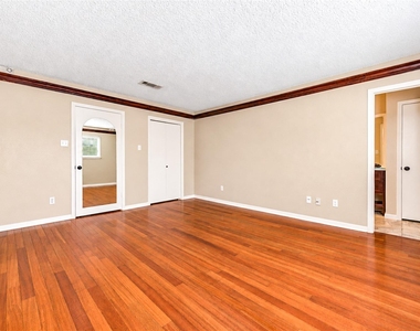 9265 Westwood Village Drive - Photo Thumbnail 37