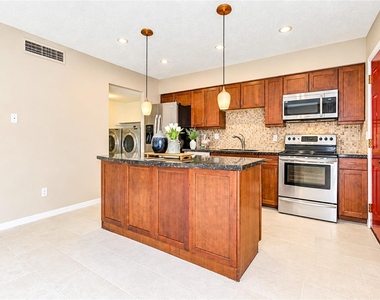 9265 Westwood Village Drive - Photo Thumbnail 21