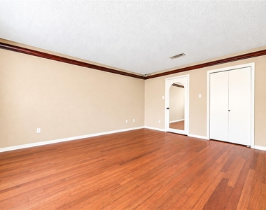 9265 Westwood Village Drive - Photo Thumbnail 36