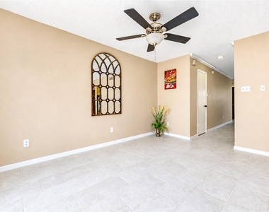 9265 Westwood Village Drive - Photo Thumbnail 16