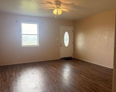 180 Seminole Avenue - Photo Thumbnail 2