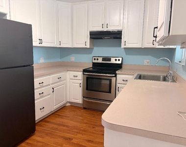 180 Seminole Avenue - Photo Thumbnail 6