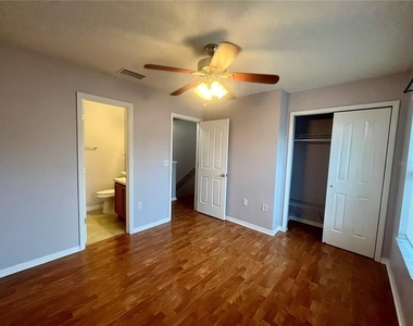 8710 Sheldon Creek Boulevard - Photo Thumbnail 17