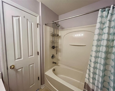 8710 Sheldon Creek Boulevard - Photo Thumbnail 19