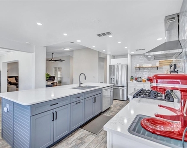 3808 Watson Drive - Photo Thumbnail 23