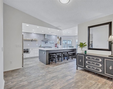 3808 Watson Drive - Photo Thumbnail 14