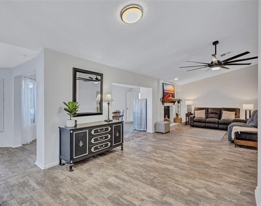 3808 Watson Drive - Photo Thumbnail 13