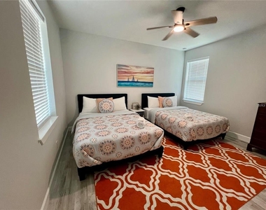5630 Queener Avenue - Photo Thumbnail 22