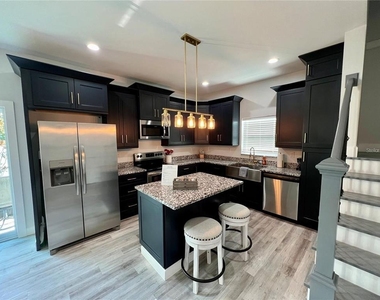 5630 Queener Avenue - Photo Thumbnail 2