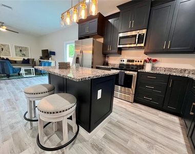 5630 Queener Avenue - Photo Thumbnail 7