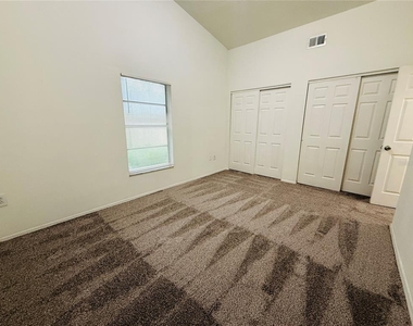 8507 N Hyaleah Road - Photo Thumbnail 19