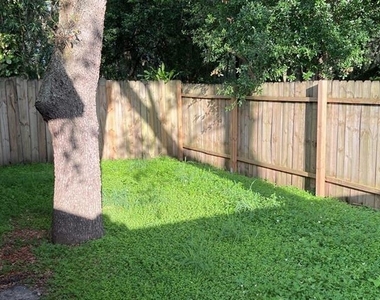 8507 N Hyaleah Road - Photo Thumbnail 4