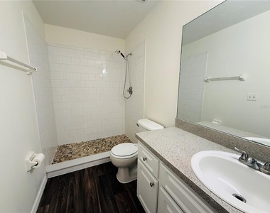 8507 N Hyaleah Road - Photo Thumbnail 22