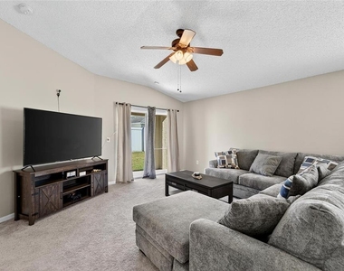 11812 Lynmoor Drive - Photo Thumbnail 25