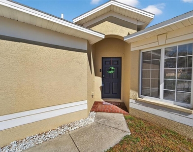 11812 Lynmoor Drive - Photo Thumbnail 6