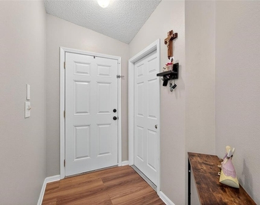 11812 Lynmoor Drive - Photo Thumbnail 42