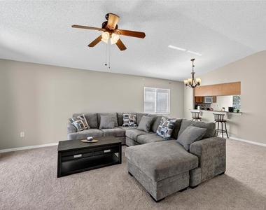 11812 Lynmoor Drive - Photo Thumbnail 27