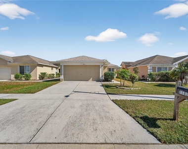11812 Lynmoor Drive - Photo Thumbnail 1