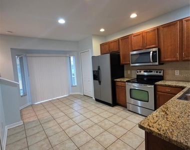 12226 Foxmoor Peak Drive - Photo Thumbnail 5