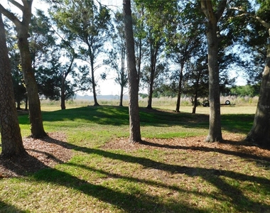 305 Meadow Lane - Photo Thumbnail 23