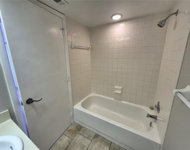 305 Meadow Lane - Photo Thumbnail 21
