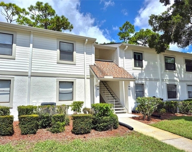 305 Meadow Lane - Photo Thumbnail 2