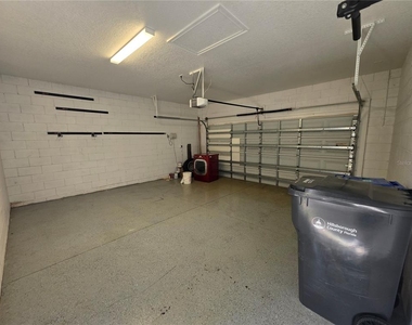 7920 Hampton Lake Drive - Photo Thumbnail 3