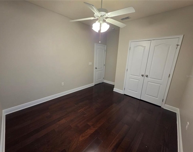 7920 Hampton Lake Drive - Photo Thumbnail 27