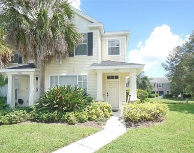 12239 Country White Circle - Photo Thumbnail 15