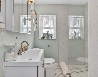 741 Lantana Avenue - Photo Thumbnail 11