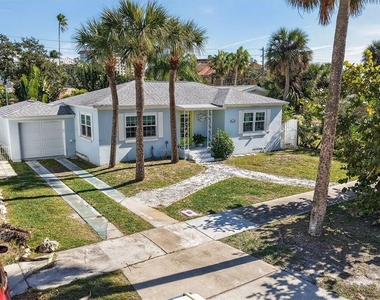 741 Lantana Avenue - Photo Thumbnail 32