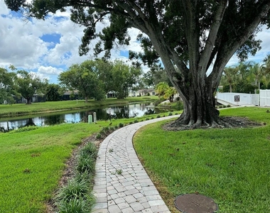 3020 Ringwood Meadow - Photo Thumbnail 21
