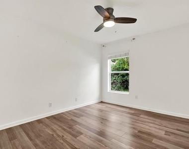 5809 100th Avenue - Photo Thumbnail 24