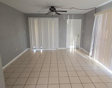 21242 Glendale Avenue - Photo Thumbnail 4