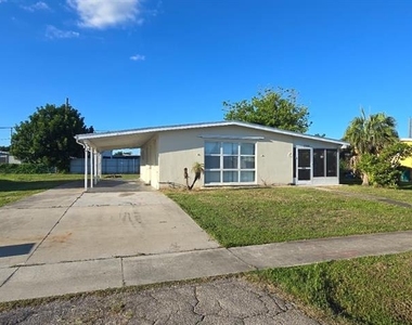 21242 Glendale Avenue - Photo Thumbnail 11