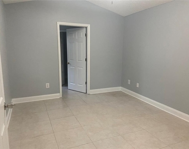 22718 Saint Thomas Circle - Photo Thumbnail 7