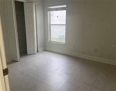 22718 Saint Thomas Circle - Photo Thumbnail 5