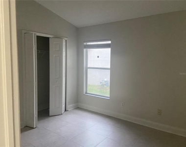 22718 Saint Thomas Circle - Photo Thumbnail 6