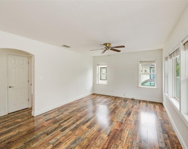 1929 Springtime Avenue - Photo Thumbnail 4