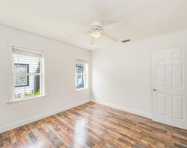 1929 Springtime Avenue - Photo Thumbnail 14