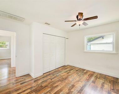 1929 Springtime Avenue - Photo Thumbnail 15
