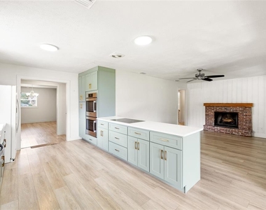 8212 Sunny Vale Place - Photo Thumbnail 16