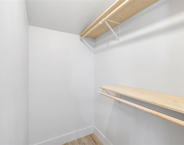 8212 Sunny Vale Place - Photo Thumbnail 28