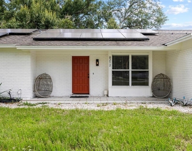 8212 Sunny Vale Place - Photo Thumbnail 4
