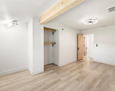 8212 Sunny Vale Place - Photo Thumbnail 25